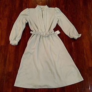 Sunshine Valley Vintage Mock neck with Shoulder Pads Midi Dress in Mint Size 4